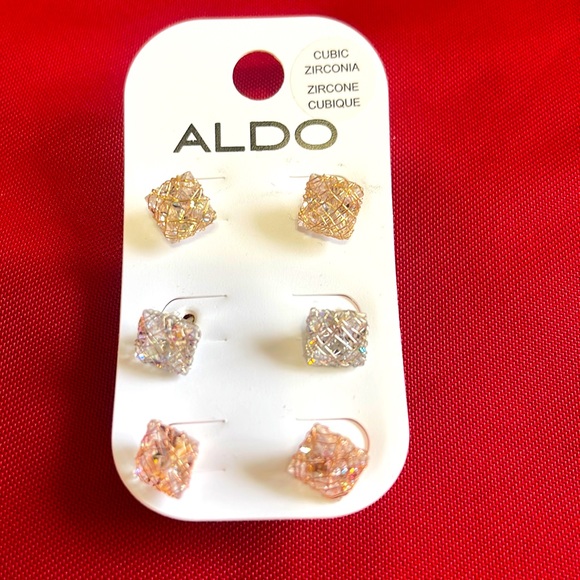 Aldo Cubic Zirconia earrings. - Picture 1 of 3